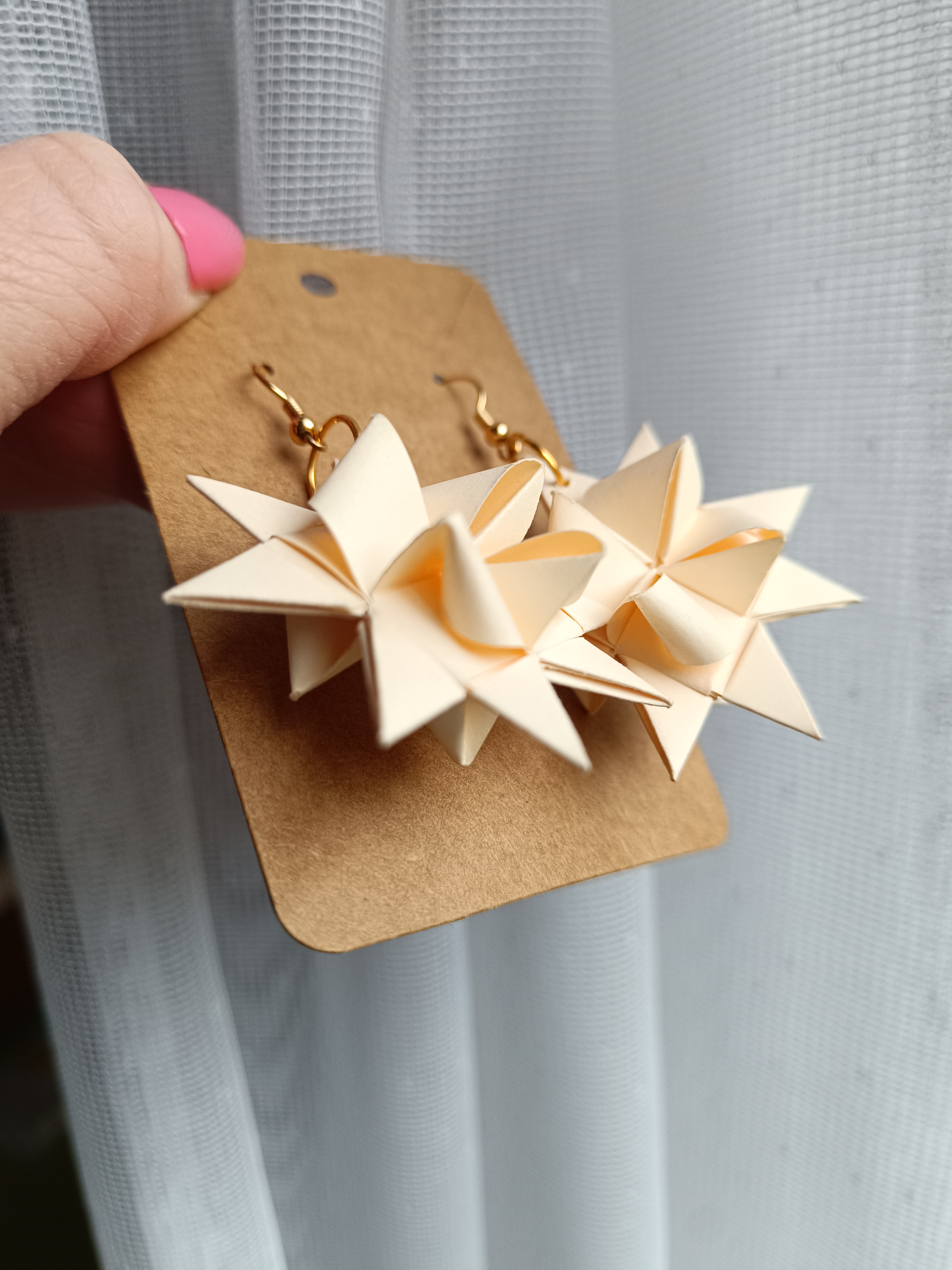 Origami náušnice smetanové
