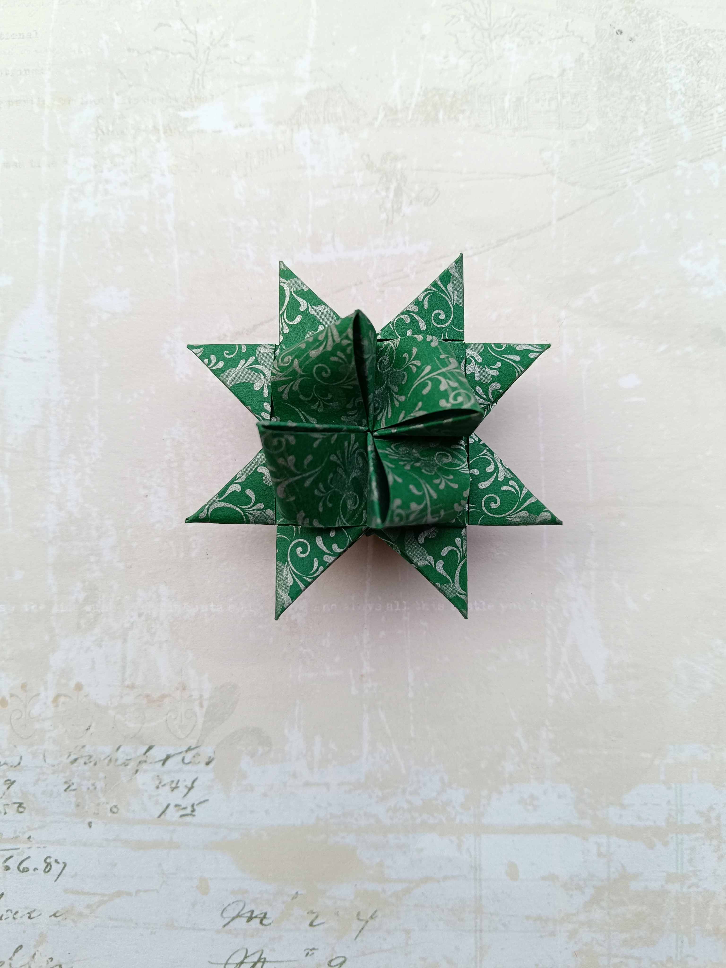 Origami hvězdička zelená / stříbrná