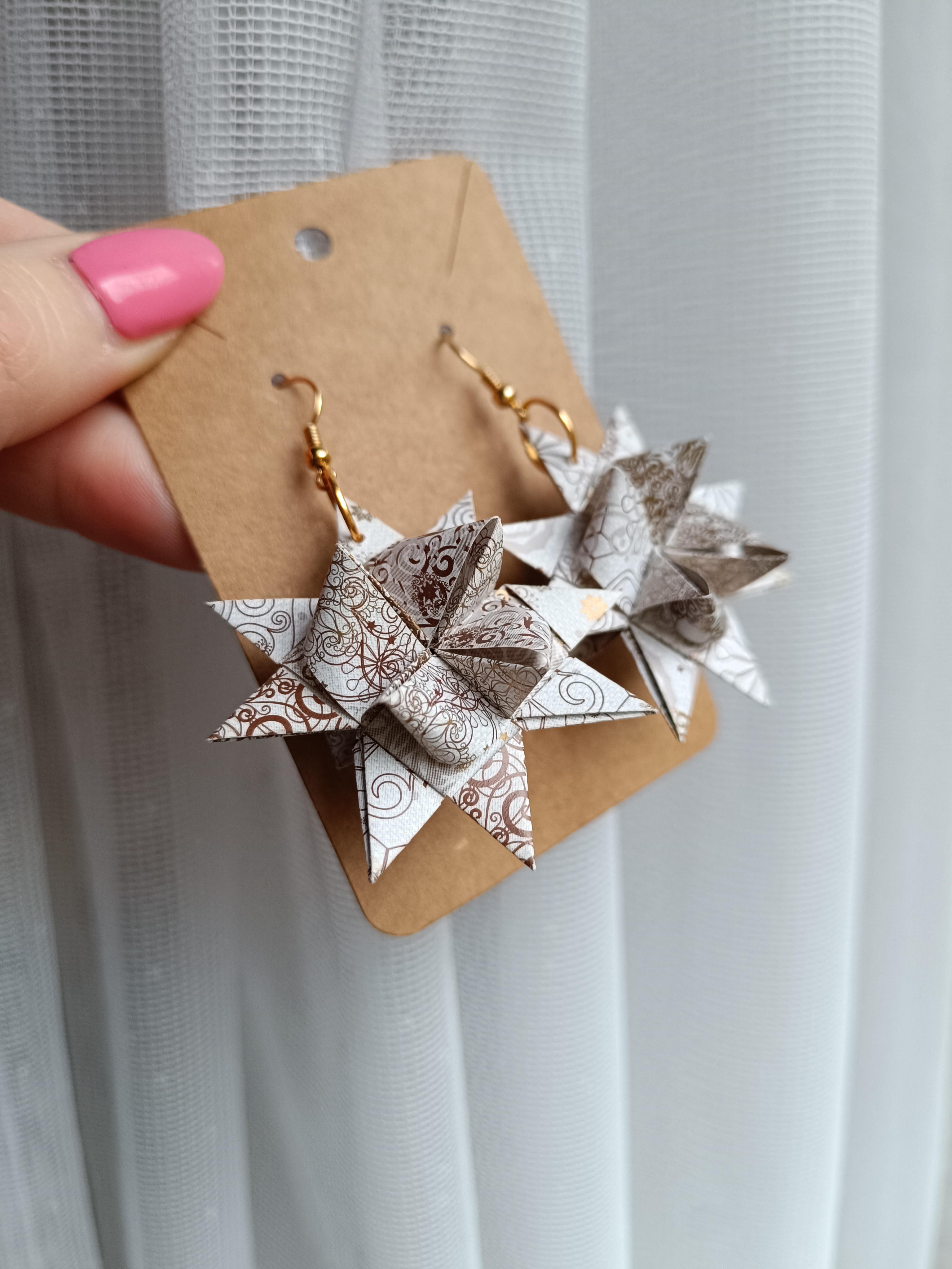 Origami náušnice hvězdičky bílé / hnědé / zlaté